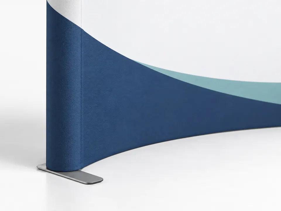 Curved Backdrops — close-up of the illustrative product materials and finish