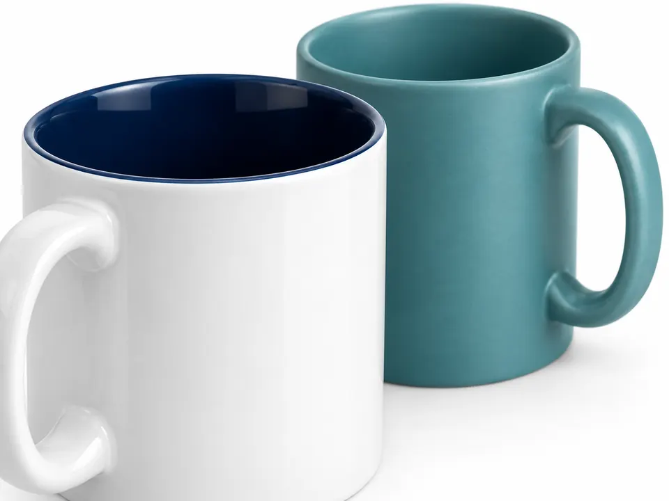 Mugs — close-up of the illustrative product materials and finish