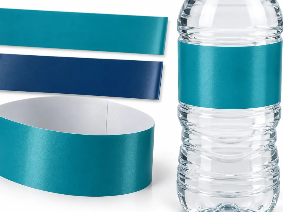 Water Bottle Labels — close-up of the illustrative product materials and finish