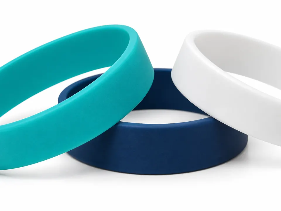 Wristbands — close-up of the illustrative product materials and finish