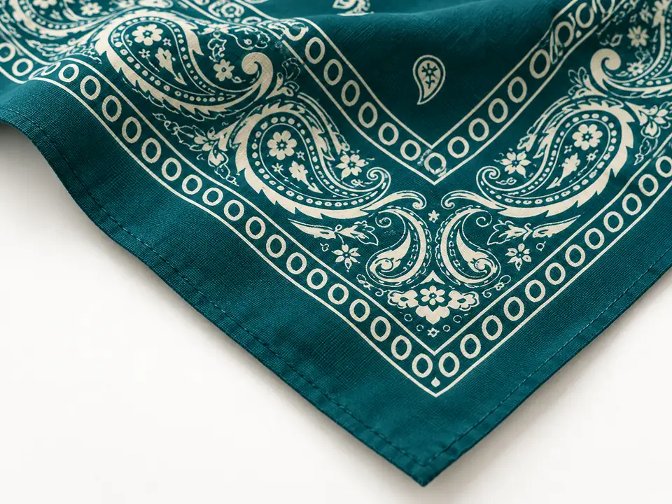 Bandanas — close-up of the illustrative product materials and finish