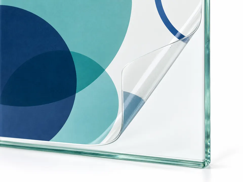 Clear Static Cling — close-up of the illustrative product materials and finish