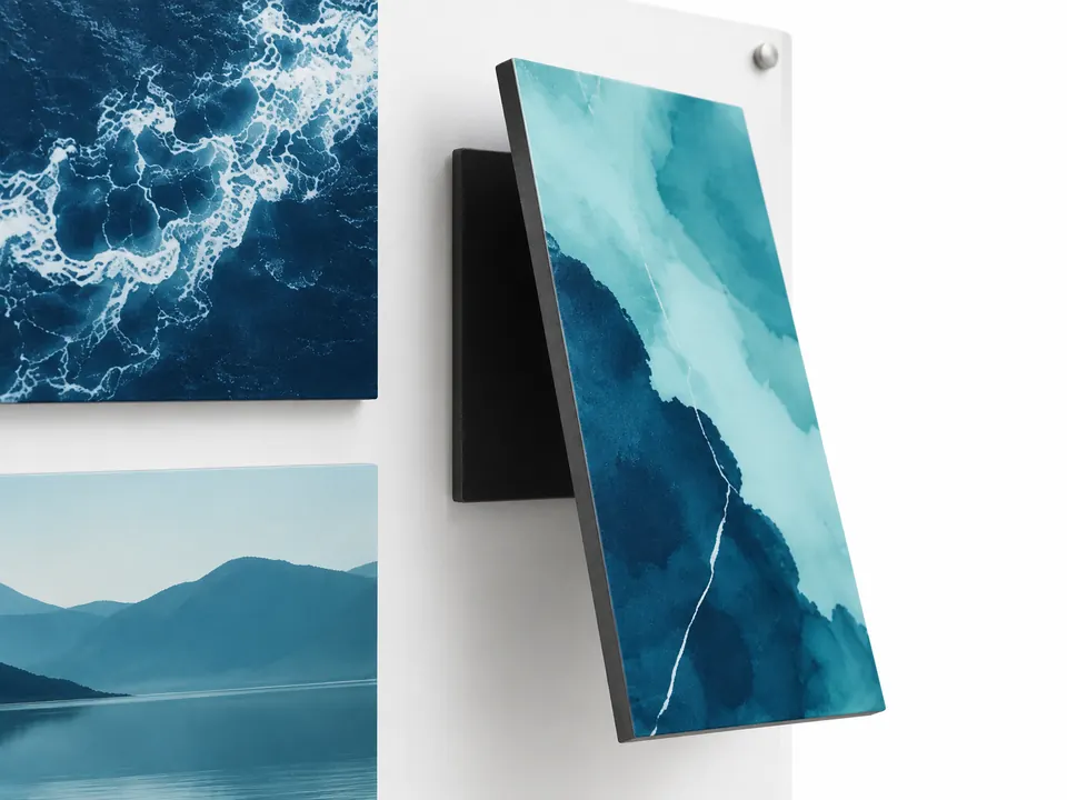 Magnetic Walls — close-up of the illustrative product materials and finish