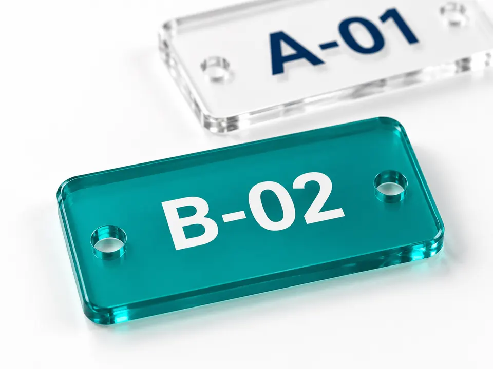 Acrylic Labels — close-up of the illustrative product materials and finish